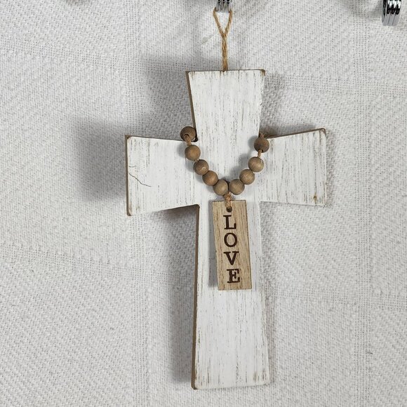 Rustic Whitewash Embossed Particle Board Beaded Faux Wood Love Sign on 8" Cross - Picture 1 of 16